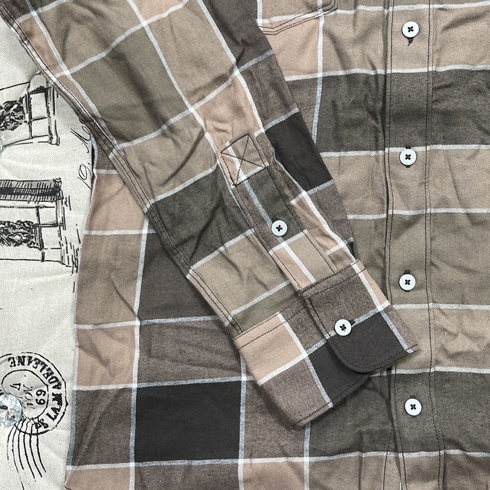 💥 PAIGE Everett Plaid Flannel Button-Up Shirt - Picture 8 of 10